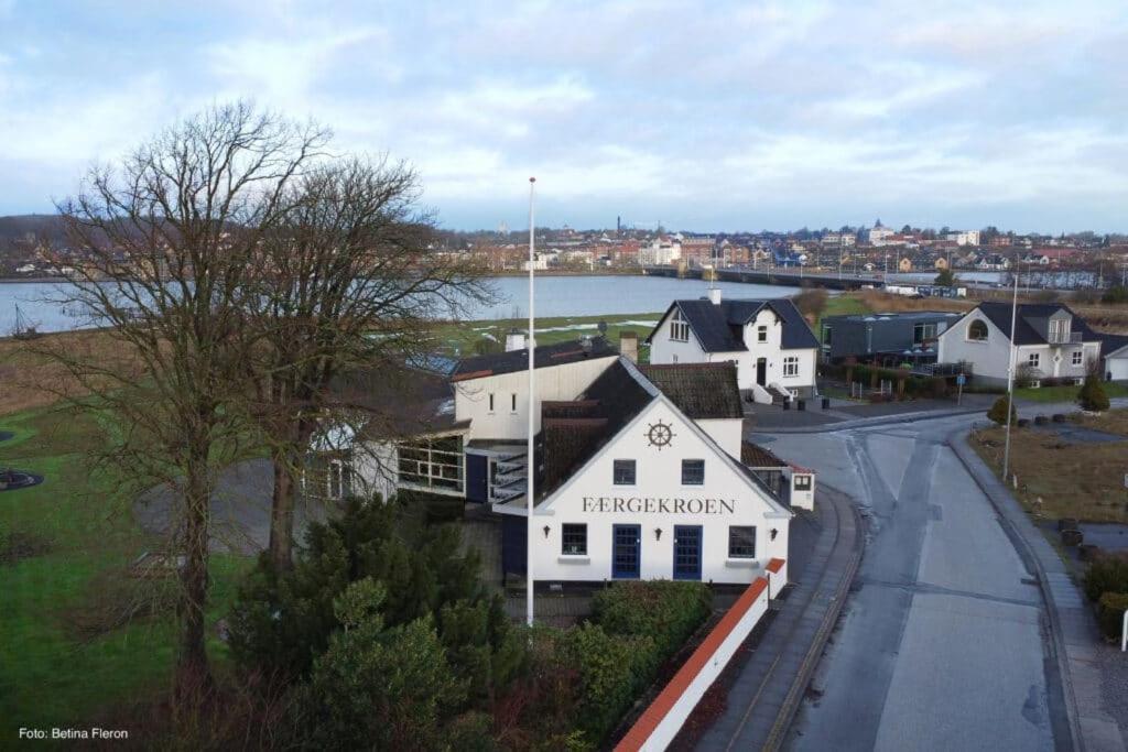 Faergekroen Hadsund Exteriör bild